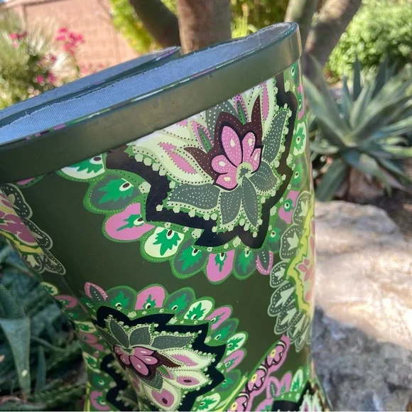 Rain Boots🌧️ Floral Green + Pink - Picture 3 of 11